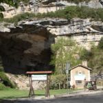 Vue générale du porche Grotte du Mas d'Azil